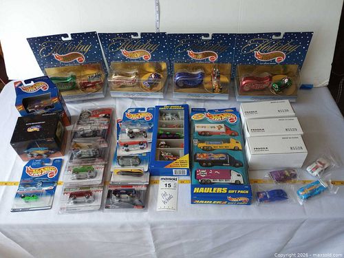 Hot Wheels Die-Cast Cars & Haulers Lot, 25–50 Pieces G (1 of 20)