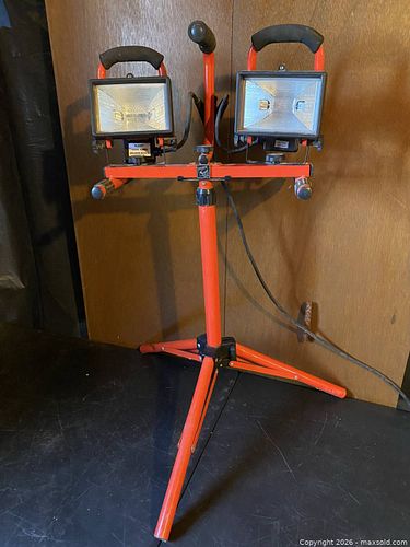 Commercial Electric Red/Black Tripod Work Flood Light (1 of 20)