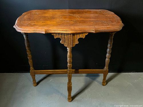 Vintage Carved Wood Accent / Side Table (1 of 12)