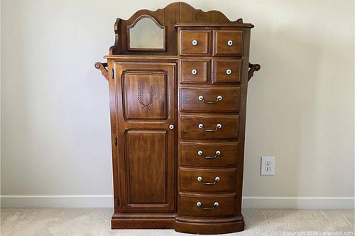 Lot #8 (1 of 17)