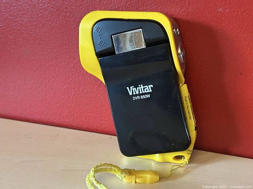 Vivitar DVR 850W Waterproof Digital Camcorder (1 of 20)