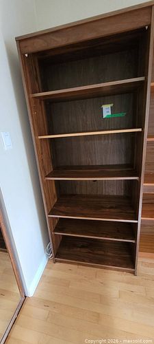 Lot #49 (1 of 7)