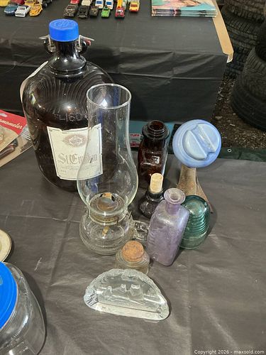 Collectibles A (1 of 11)