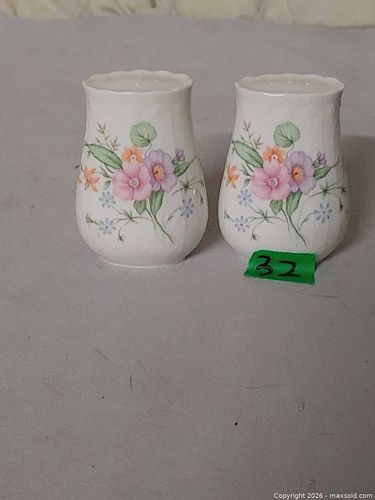 Lot #32 (1 of 5)