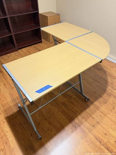 3-Piece Modular Desk with Light Wood Top and Silver Frame (1 of 6)