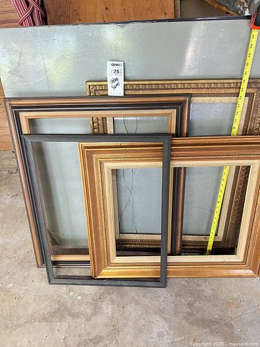 Lot #725 (1 of 10)