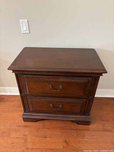 Lot #9 (1 of 8)