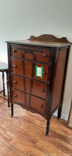 Antique 4-drawer chest (1 of 12)