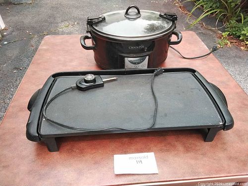 Crock-Pot Slow Cooker & Presto Electric Griddle, Black (1 of 5)