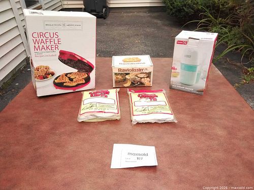 Kitchen Appliances & Tools Lot: Waffle, Ice Cream, Pasta Tools (1 of 5)