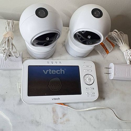 VTech 2-Camera Video Baby Monitor, White (1 of 3)