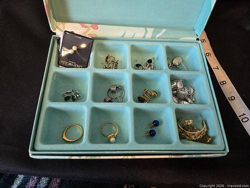 box with jewellery, some marked 925 sterling (1 of 13)