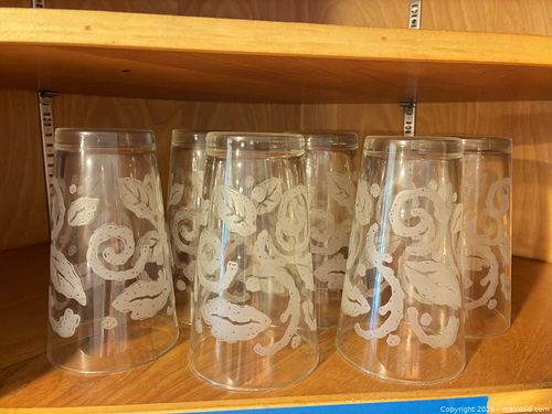 Glassware A (1 of 6)