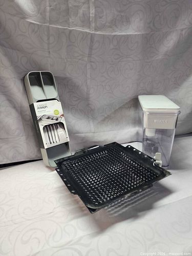 Lot: Joseph Joseph Cutlery Organizer, Brita Dispenser, Perforated Tray (1 of 4)