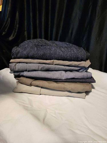 Lot of Women's Dress Pants (1 of 8)