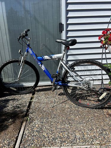 Charisma Tech Team Shimano 18-Speed 26-inch Mountain Bike (1 of 17)