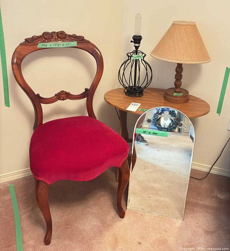  Parlor Chair with Table, Mirror & Lamps (1 of 14)