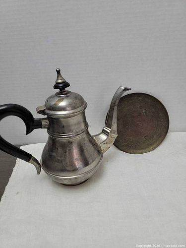 Vintage Engraved Brass Dragon Saucer and Made in India Teapot Decor Lot (1 of 6)