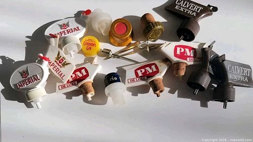 Vintage Whiskey/Bourbon Pour Spout Toppers. and other Vintage barware 17 pieces (1 of 8)