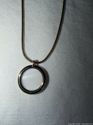 Banana Republic Gold-Tone Pendant Necklace with White Center (1 of 3)