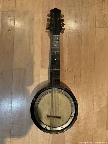 Antique Banjo/Mandolin 8 Strings UK (1 of 4)