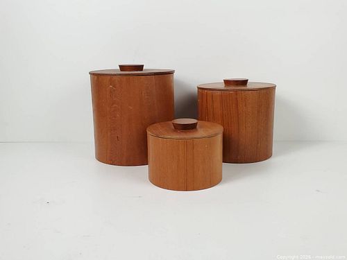 Lot #372 (1 of 10)