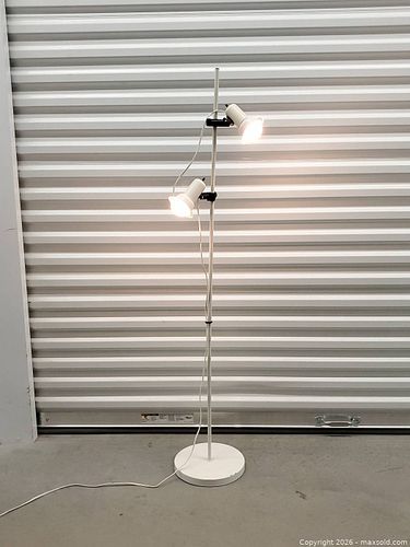 Lot #418 (1 of 16)
