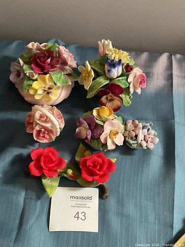 Fine China-Vintage Multicolor Porcelain & Resin Figurines and Decorative Bowls (7+) (1 of 17)