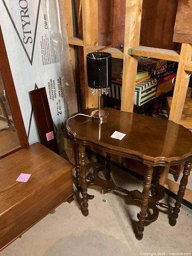 Wooden Blanket Chest, Ornate Side Table, Lamp & Mirror (1 of 15)