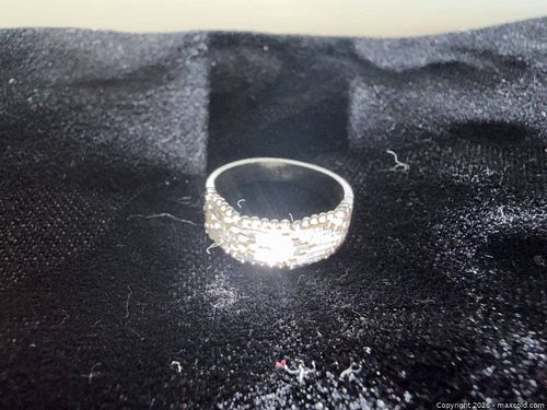 Sterling silver ring (1 of 3)