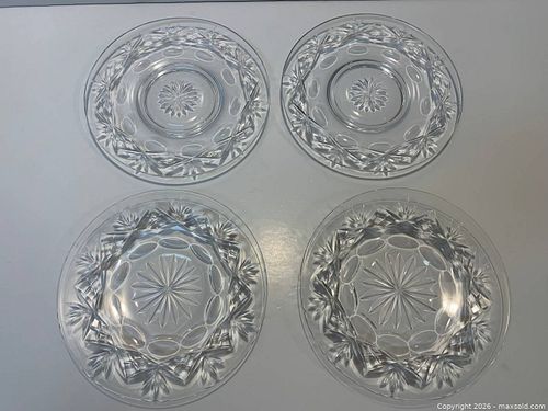 Set of 4 Clear Pressed and Cut Glass Salad/Dessert Plates (1 of 5)