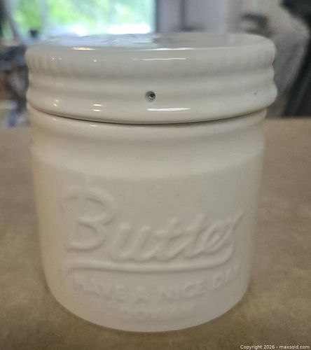 White Ceramic Butter Crock with Lid (Small) (1 of 2)