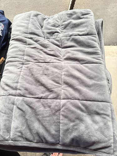 Grey weighted blanket  (1 of 4)