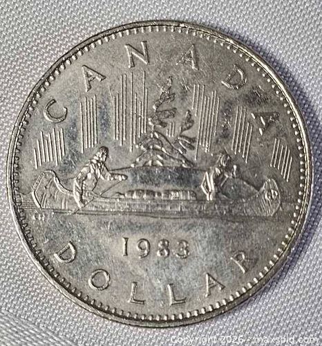1983 CANADIAN ONE DOLLAR COIN (1 of 9)
