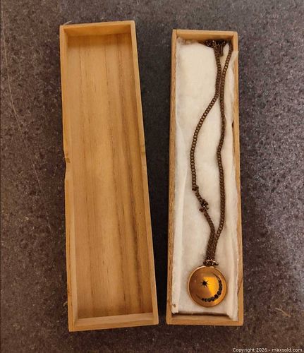 Lot #115 (1 of 4)