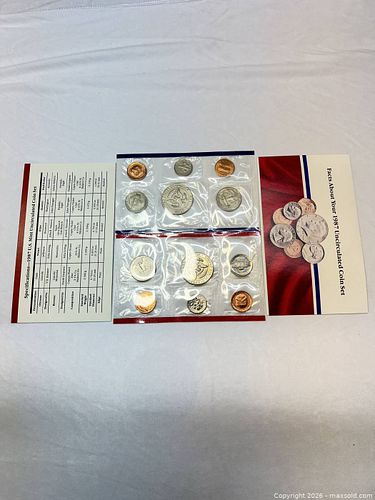 1987 U.S. Coin Set (Penny to Half Dollar) (1 of 17)