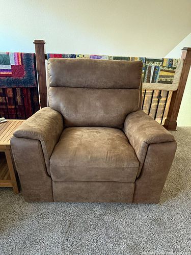 Chair (1 of 4)