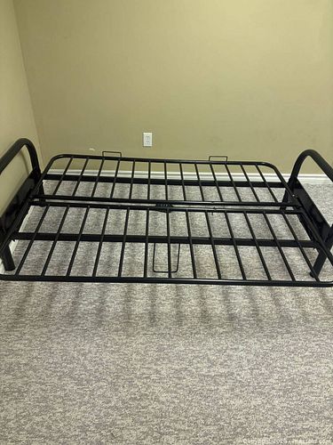Black Metal Full/Double Bed Frame Futon (1 of 1)