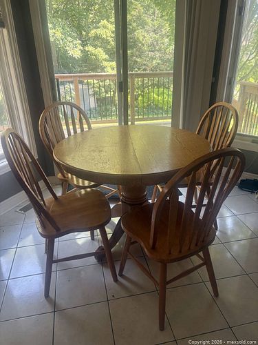 Solid Wood Round Dining Table Set - Light Oak, Seats 4 (1 of 1)