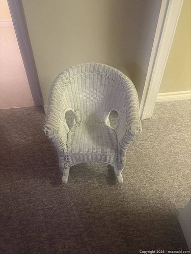 White Wicker Child Chair, Pre-Assembled (1 of 1)