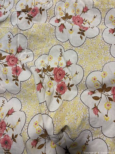 Vintage Floral Cotton Tablecloth, Queen (1 of 3)
