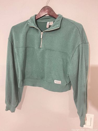 Lot #32 (1 of 6)