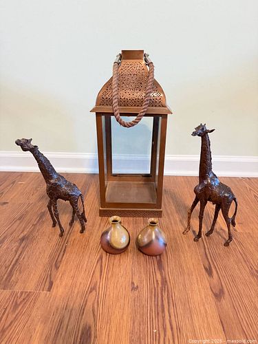 Lot #43 (1 of 7)