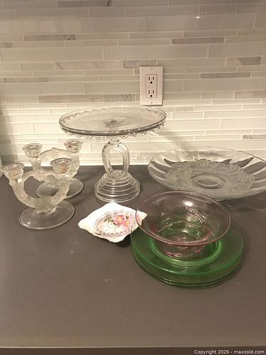 Lot #211 (1 of 5)