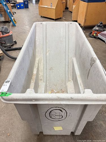 Lot #169 (1 of 7)