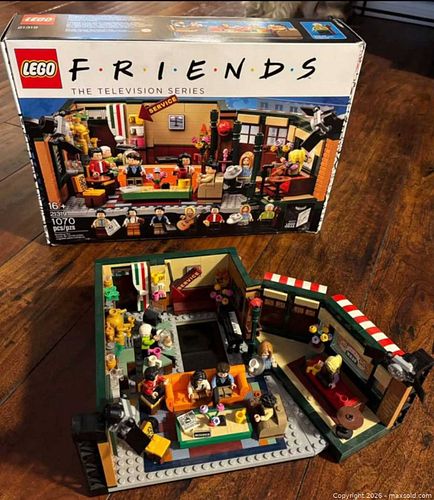 Lot #15 (1 of 10)