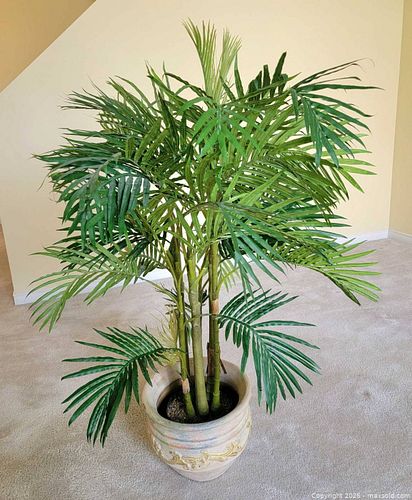 Decorative silk palm floor plant (1 of 1)