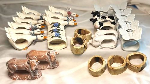 COLLECTION OF MIXED CERAMIC NAPKIN HOLDERS (1 of 9)