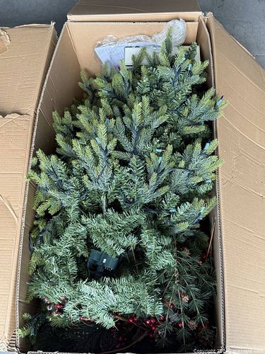 Bethlehem Lights 7.5-ft Pre-Lit Xmas Tree (1 of 3)