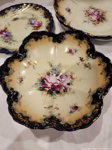 Set of 8 Antique Nippon Porcelain Decorative Plates and Bowl with Floral Gilt (1 of 16)